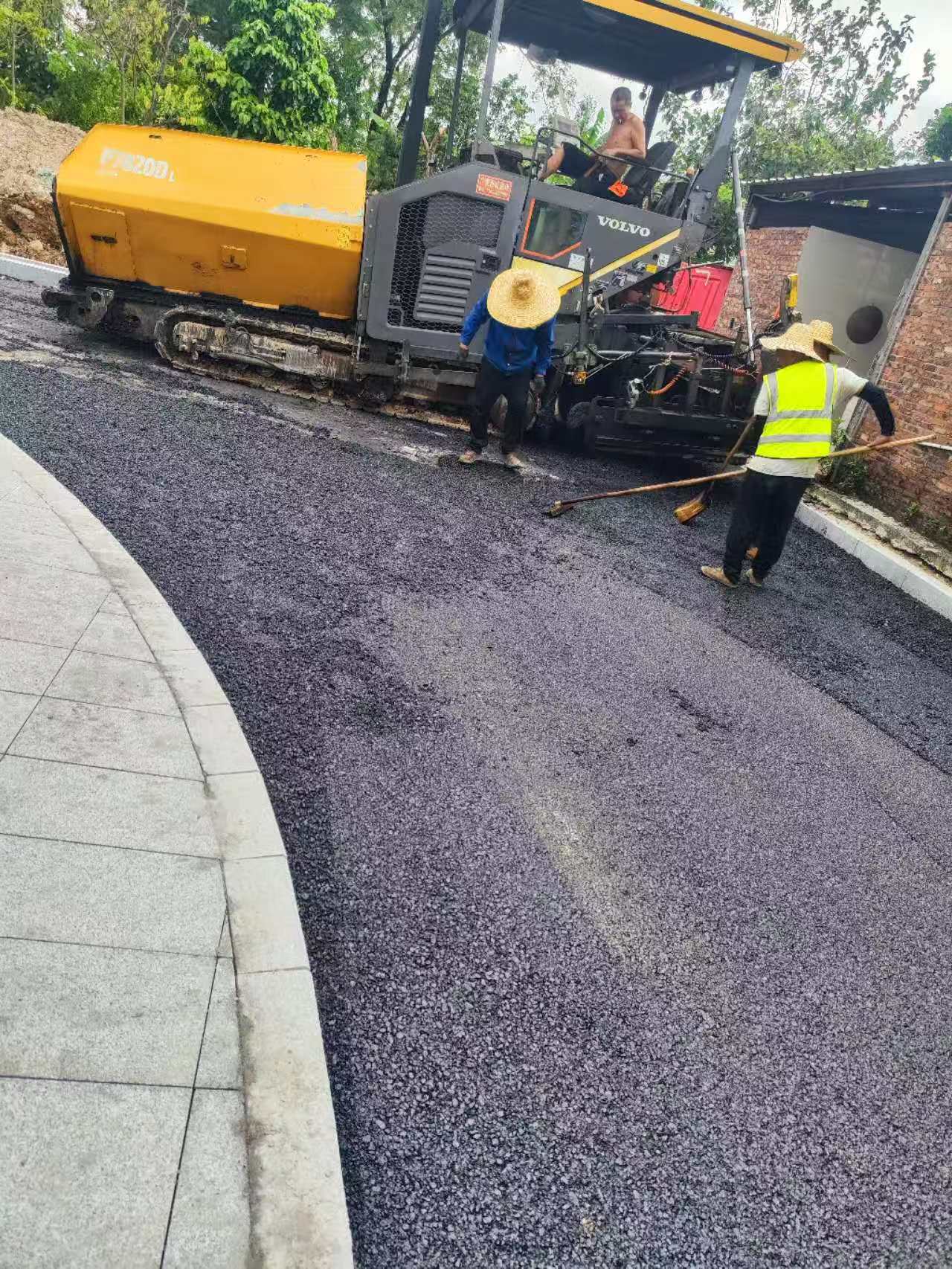 瀝青路面施工